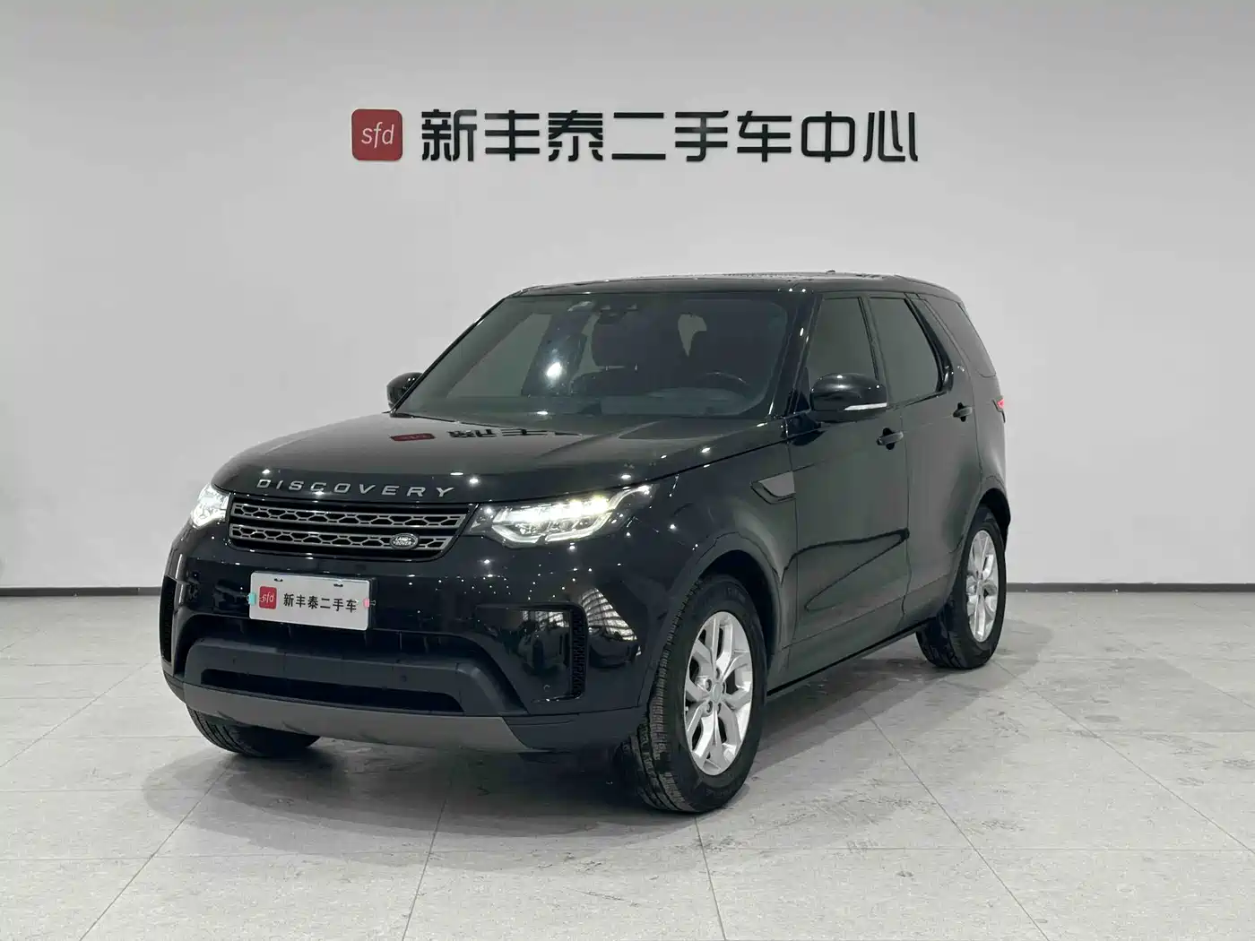 Фото 1 - Land Rover Discovery