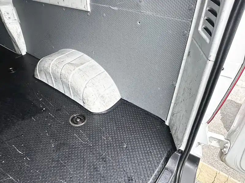 SAIC MAXUS CHASE EV30