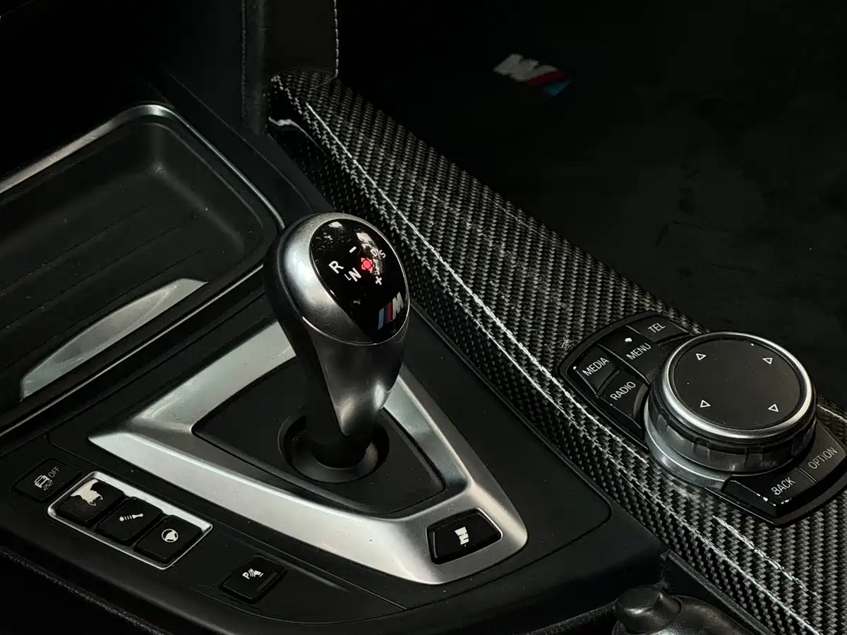 BMW M4 2015 2014 M4 Coupe