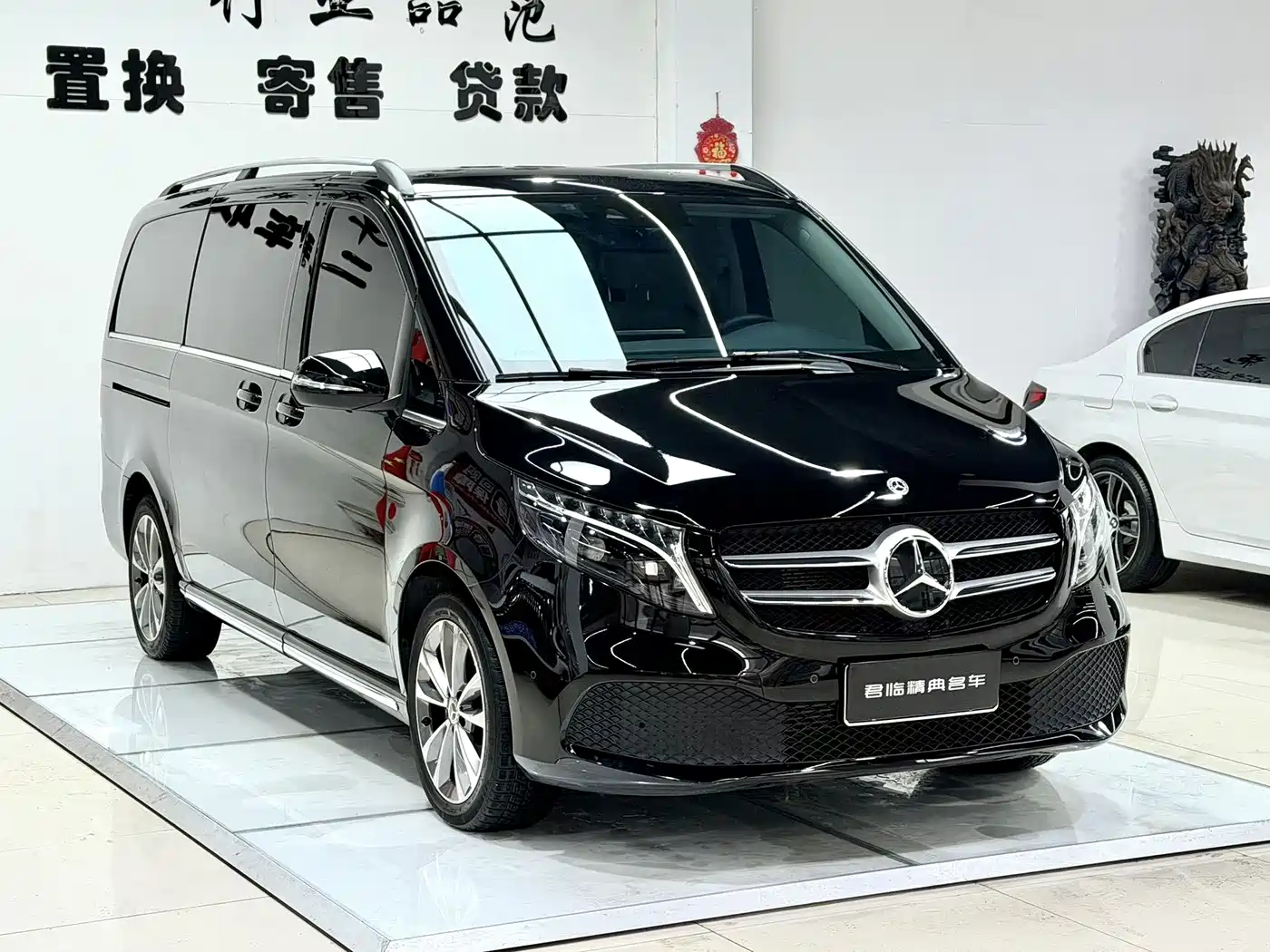 Mercedes-Benz V-Class 2022 V 260 Pilot Edition фото 3
