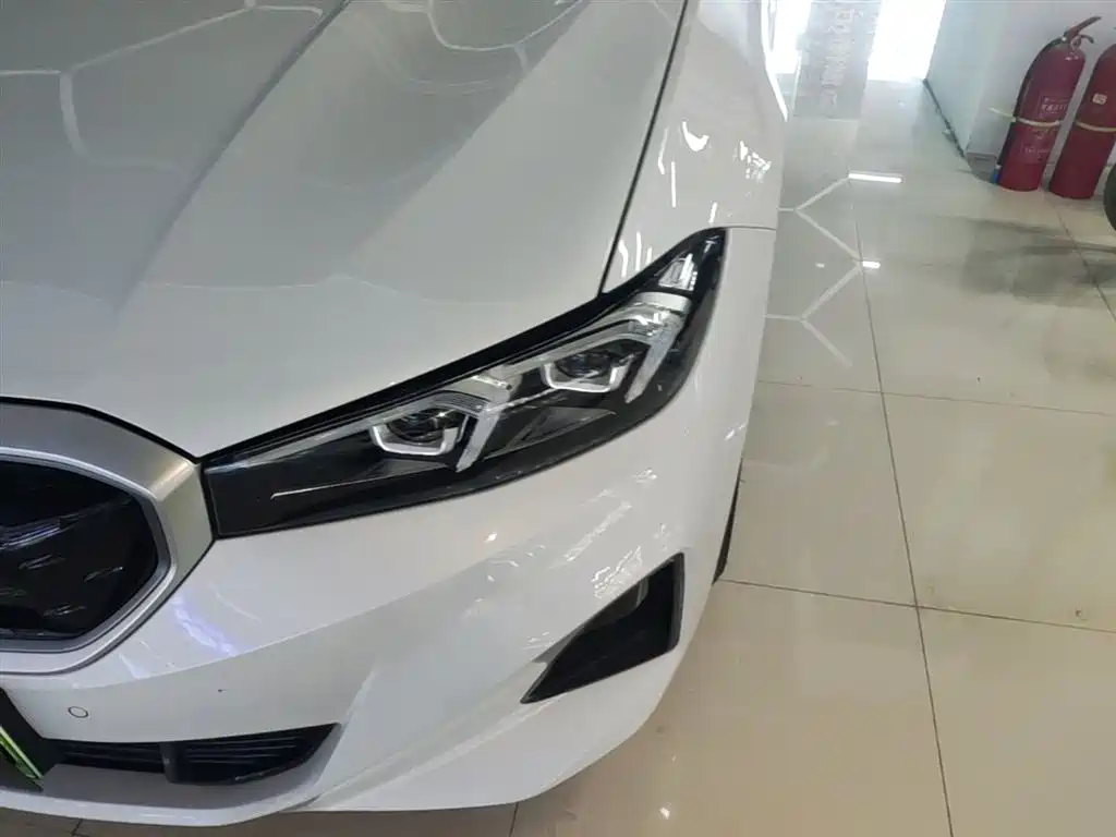 BMW i3 2022 eDrive 35 L фото 24