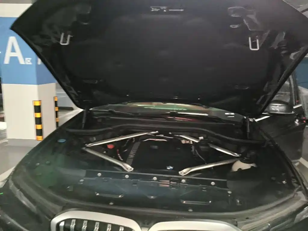BMW X7 2024 2023 xDrive40i Leading Luxury Package