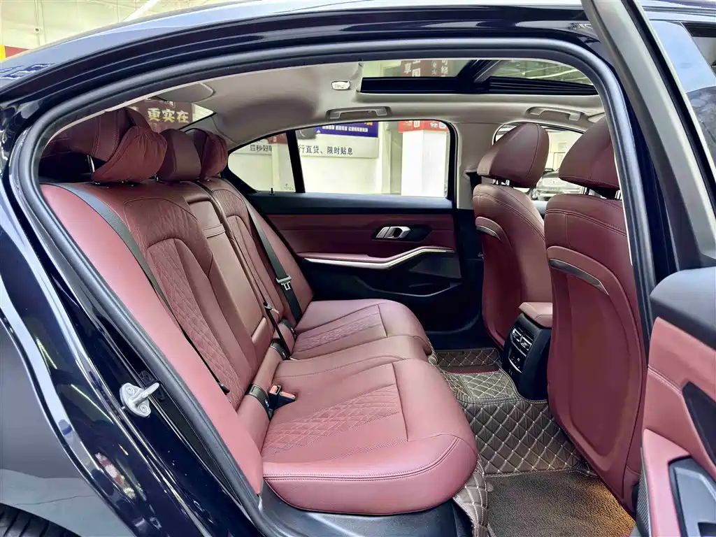 BMW 3 Series 2023 325Li M Sport Package фото 6