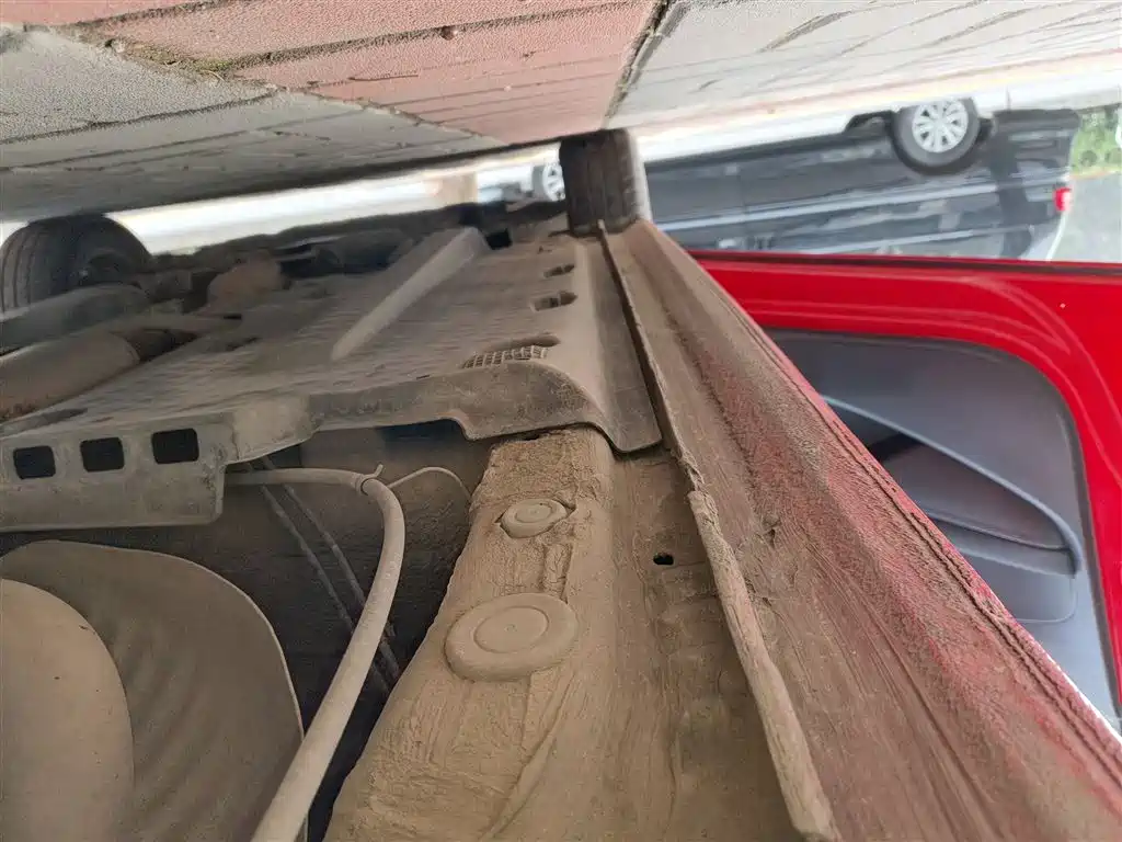Volkswagen Polo 2016 1.4L Automatic Trend фото 22