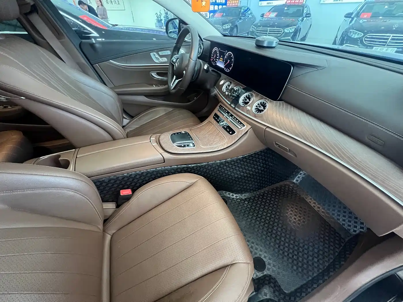 Mercedes-Benz E-Class 2019 Facelift E 300 L Luxury фото 9