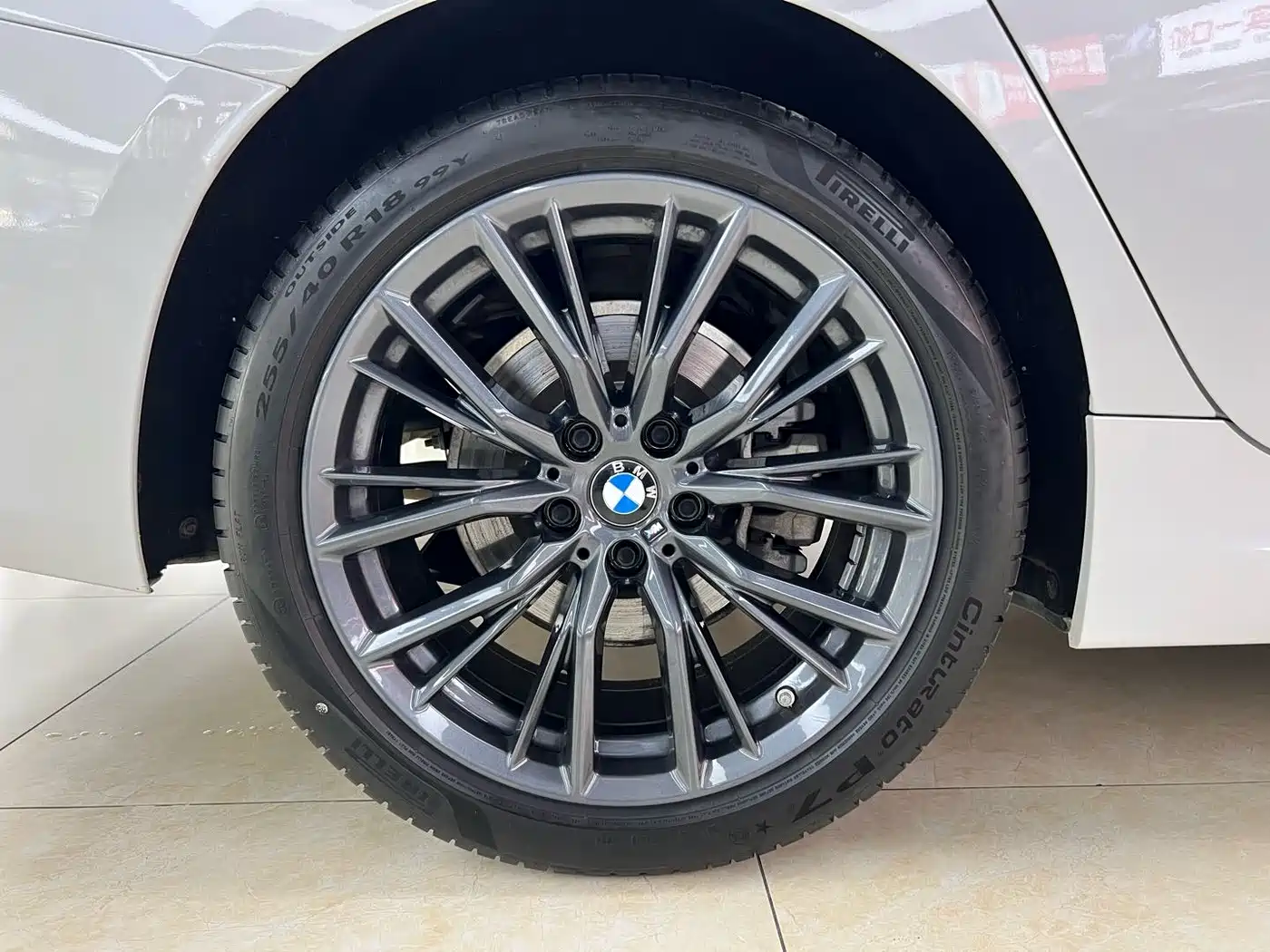 BMW 3 Series 2024 325Li M Sport Shadowline Package фото 27