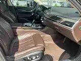Photo 6 - BMW 7 Series
