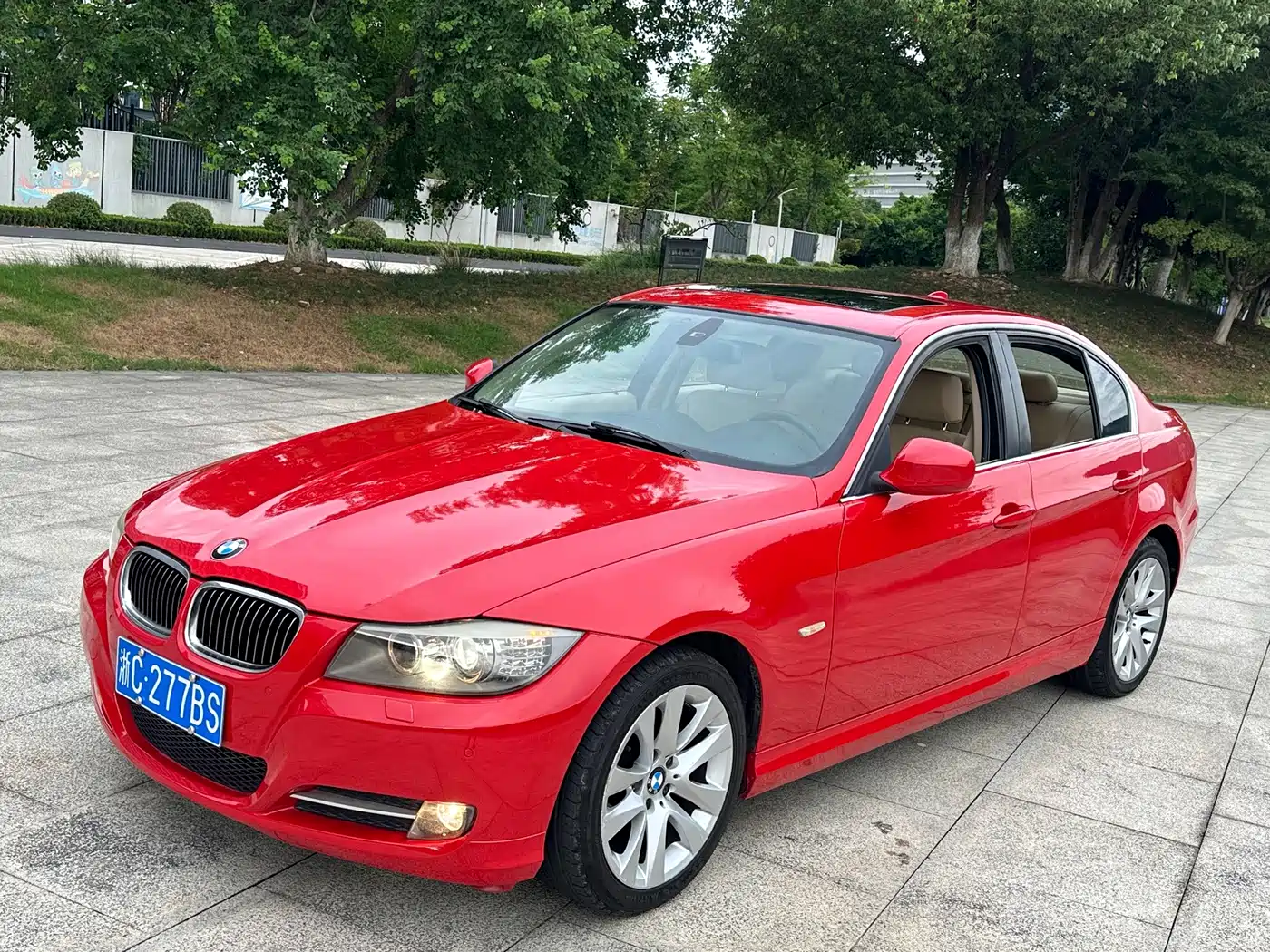 Фото 1 - BMW 3 Series