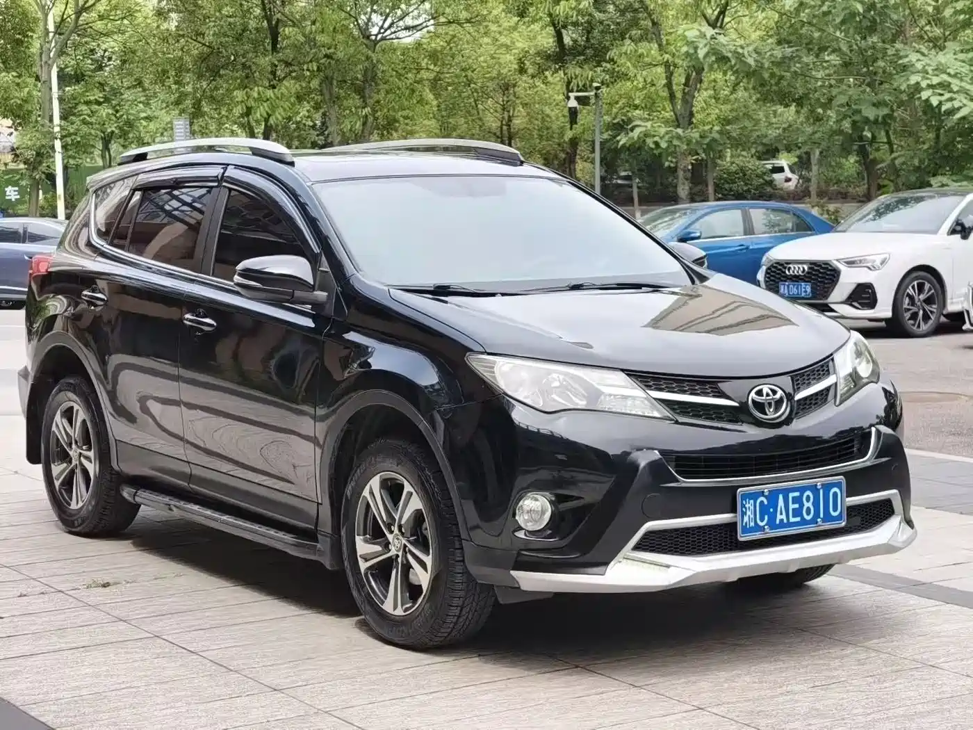 Toyota RAV4 Rongfang 2015 2.0L CVT 2WD Trend Edition фото 3