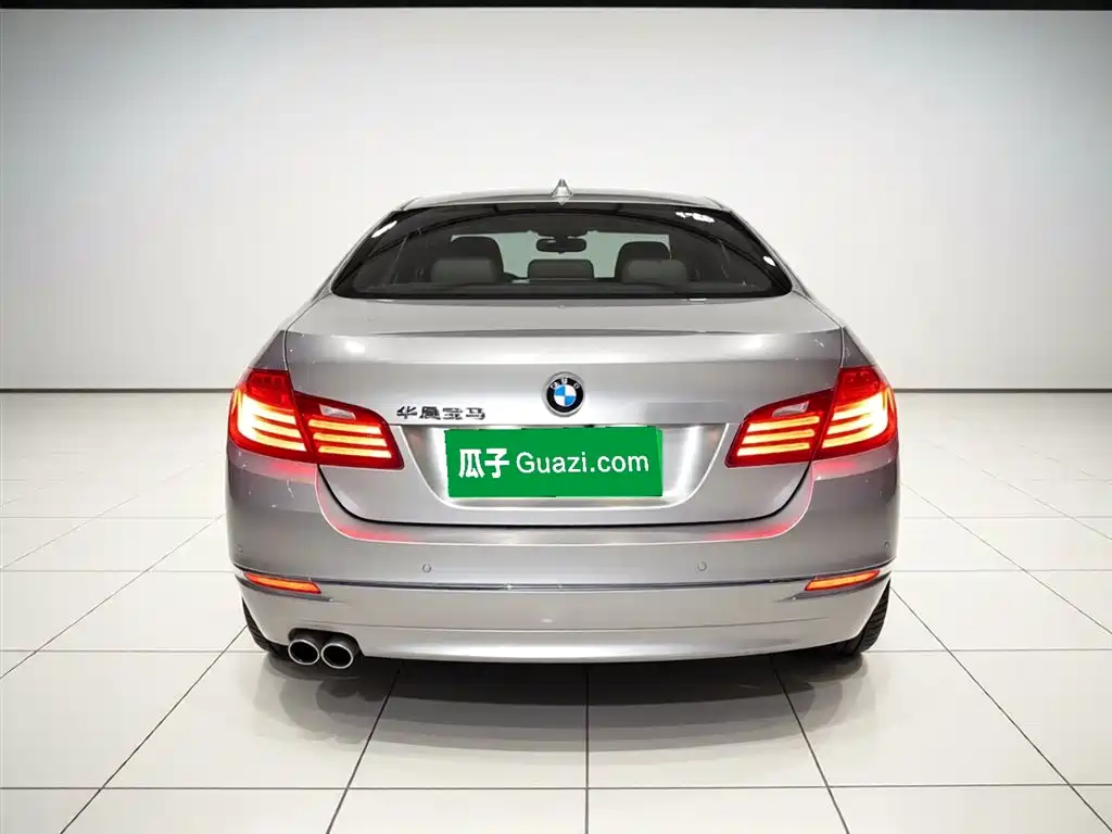 BMW 5 Series 2017 525Li Luxury Design Package фото 3