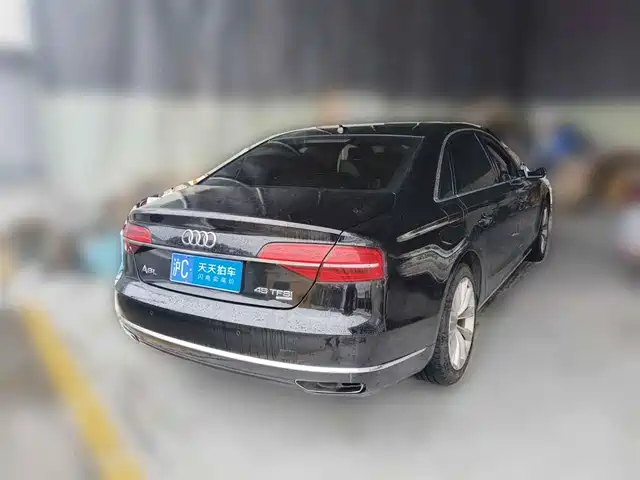 Audi A8 2016 A8L 45 TFSI quattro Luxury — фото 2