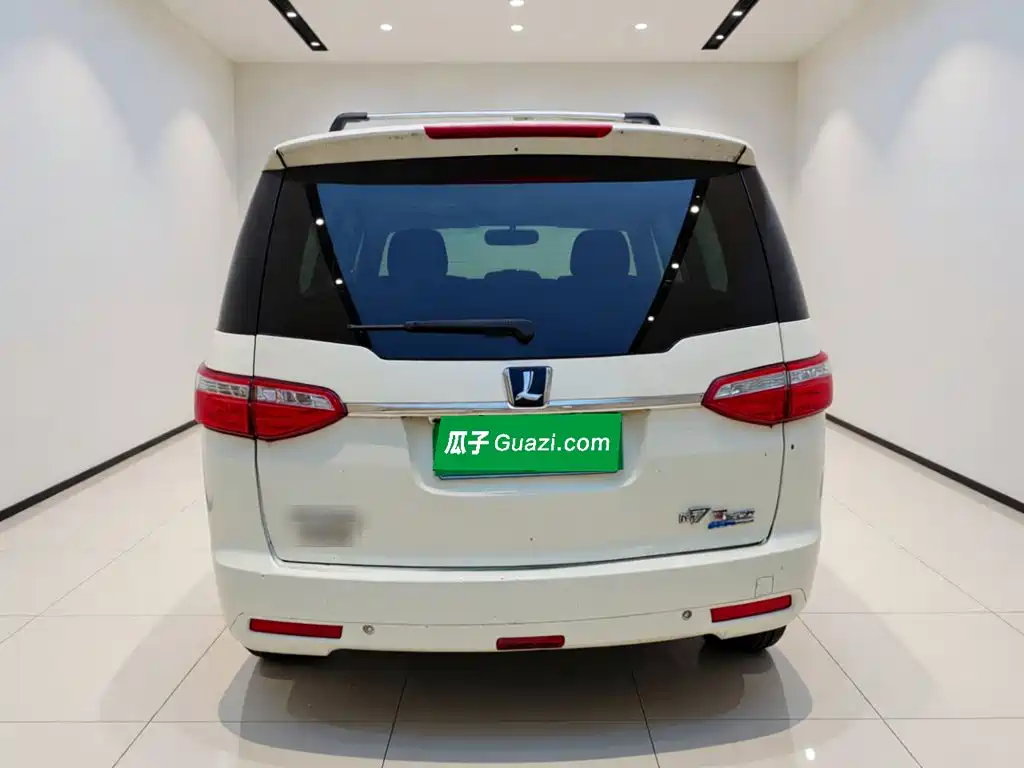 Luxgen Luxgen7 MPV 2017 2016 2.0T Comfort