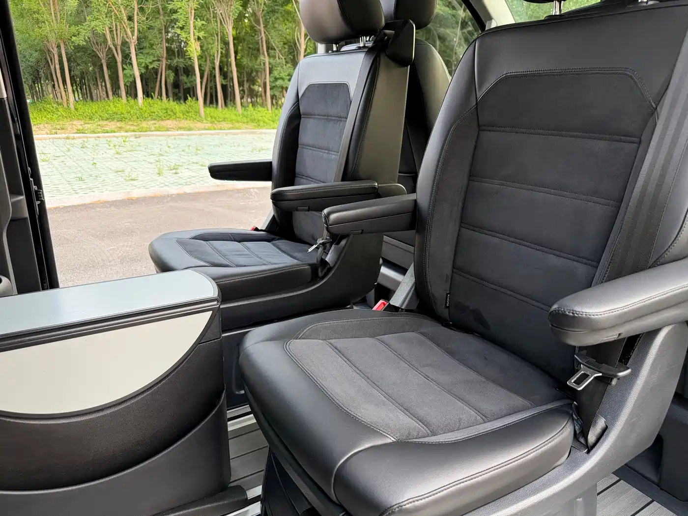 Volkswagen Multivan 2020 2019 2.0TSI 4WD Premium 7-seater