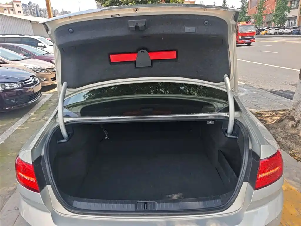 Volkswagen Magotan 2019 330TSI DSG Luxury Class China VI фото 19