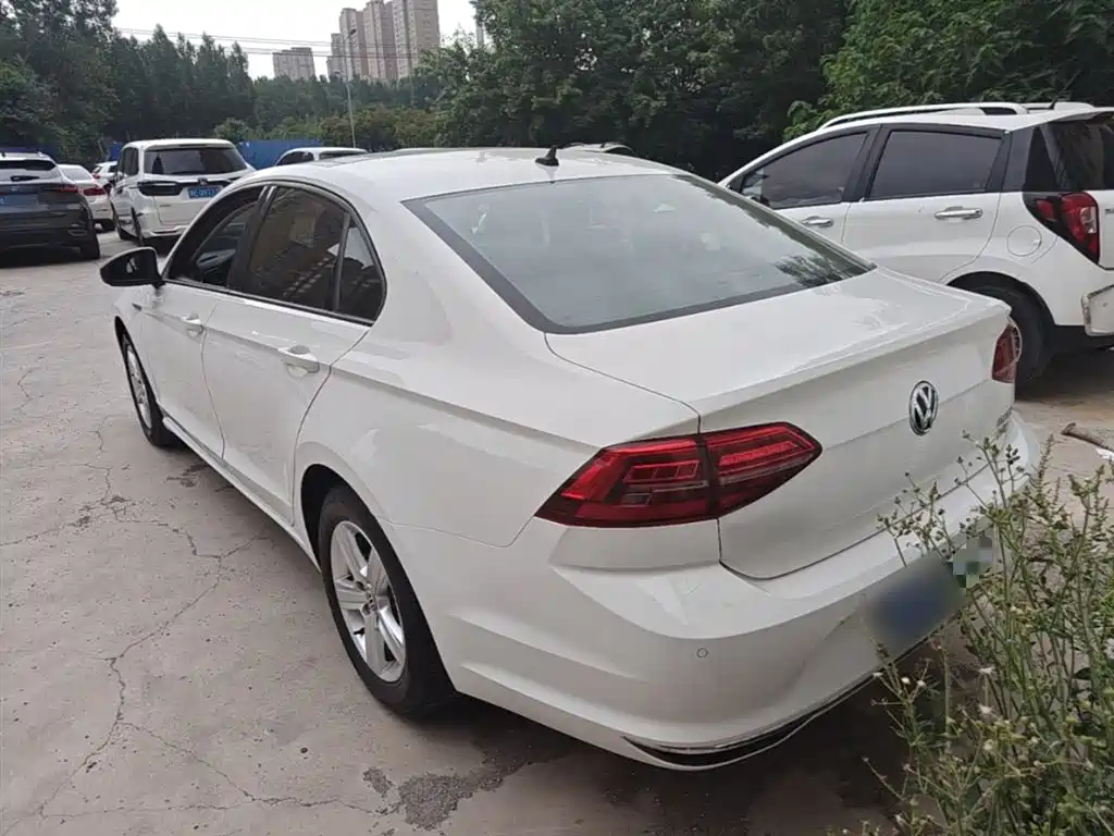 Volkswagen Lamando 2019 230TSI DSG Fashion Edition China VI фото 5