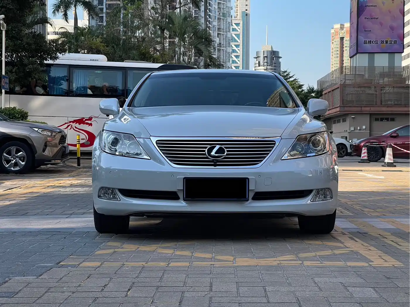 Lexus LS 2006 460L Premium Edition фото 2