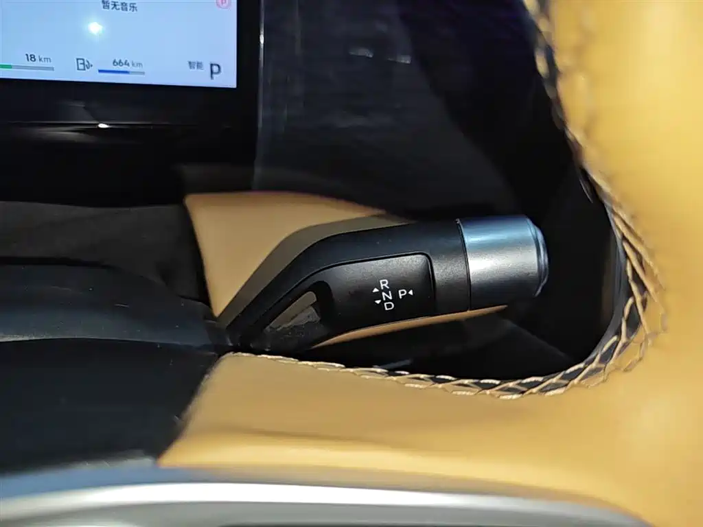 GEELY GALAXY GALAXY L7