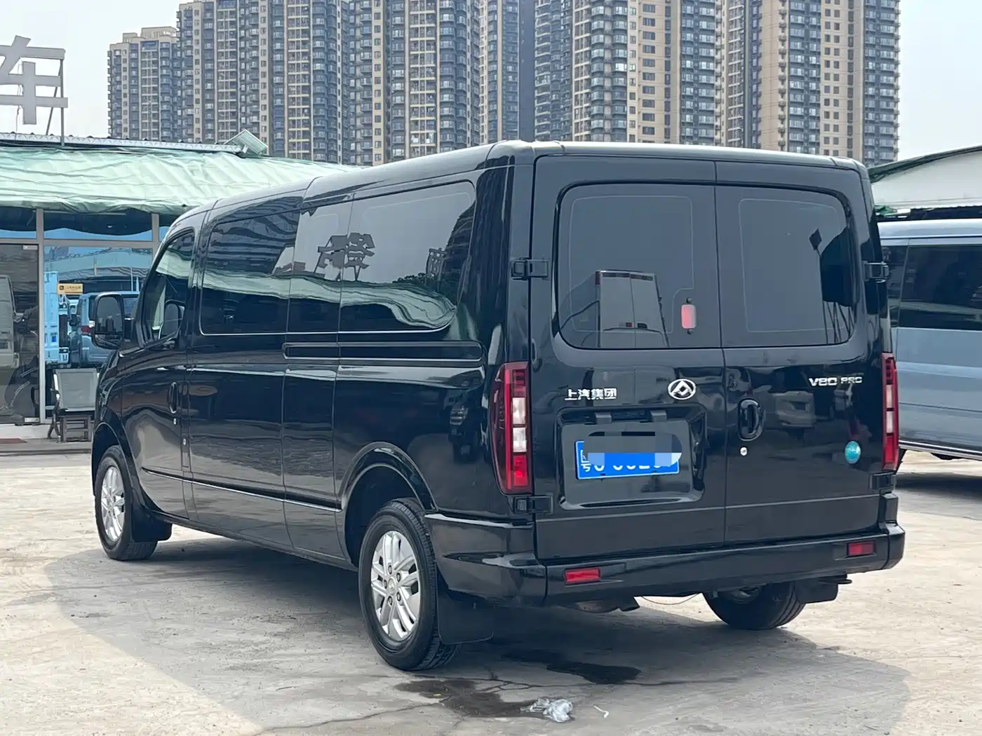 SAIC Maxus Xintu V80 2025 2025 PRO Aoyun 2.0T AMT Long Wheelbase Ultra-Low Roof 6/7/8/9-Seater