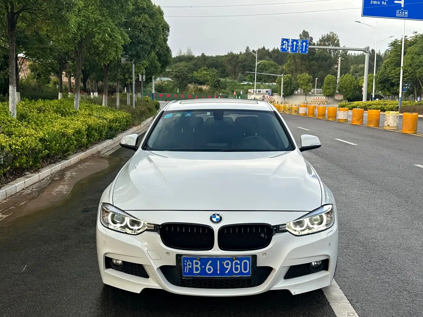 BMW 3 Series 2014 328Li Fashion фото 2