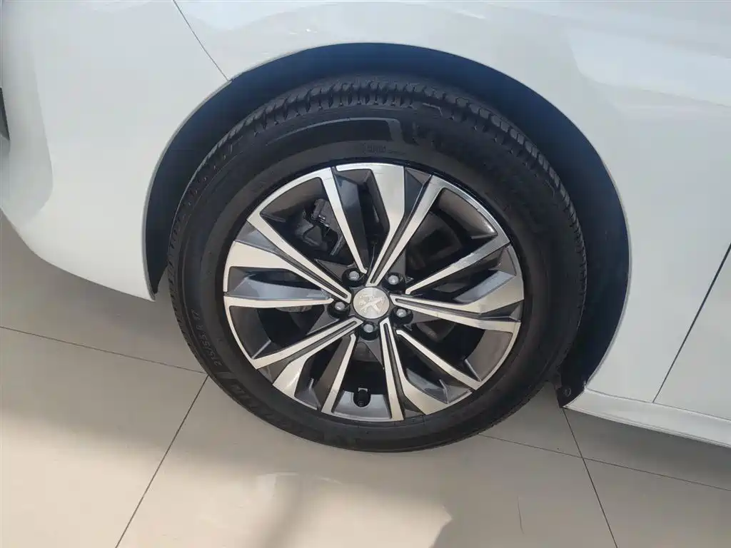 Peugeot 508 2019 508L 400THP PureTech Driving Control Edition China VI фото 23