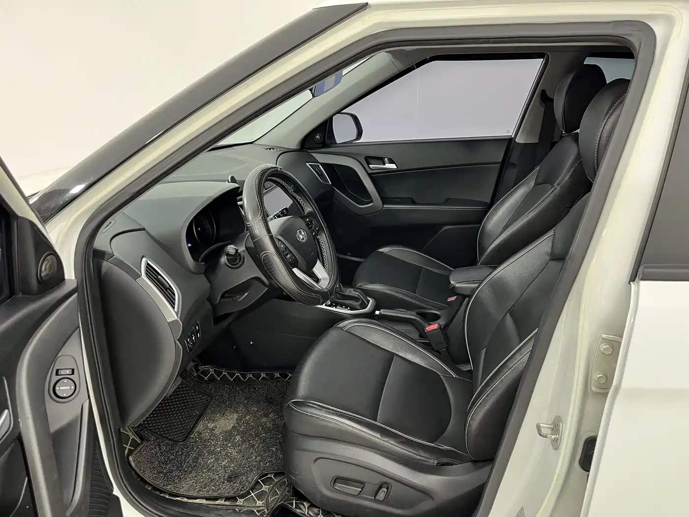 Hyundai Beijing Hyundai ix25 2017 1.6L Automatic Smart Edition фото 4