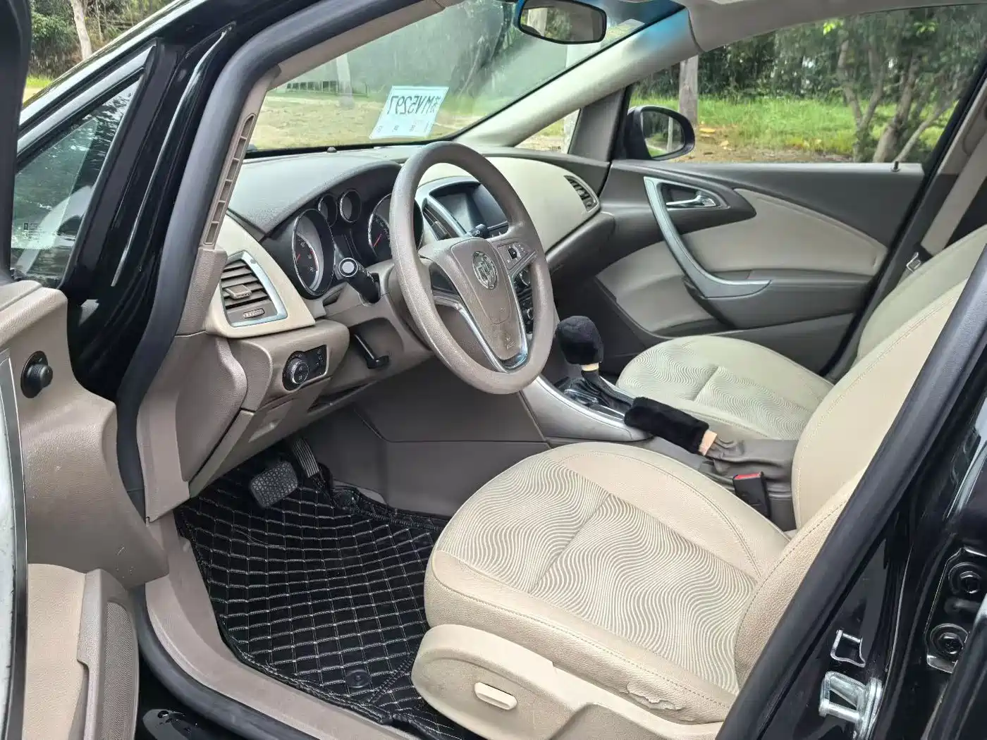 Buick Excelle 2013 GT 1.6L Automatic Fashion Edition фото 4