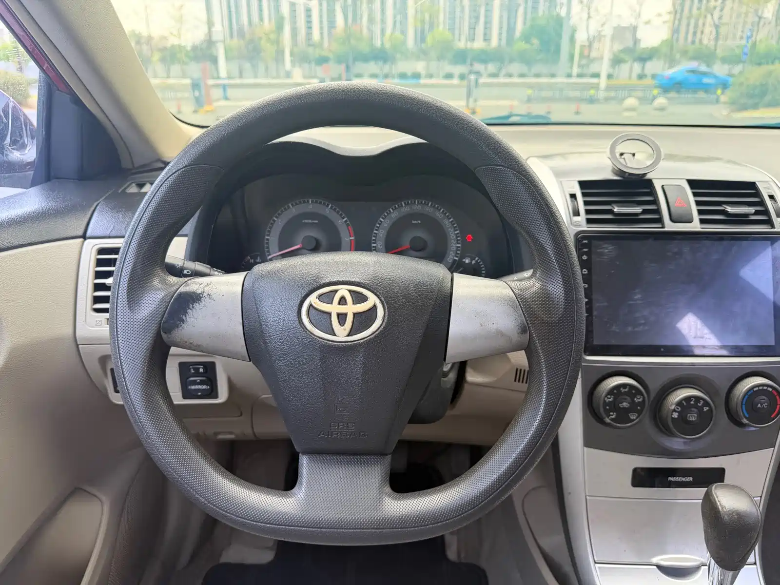 Photo 13 - Toyota Corolla