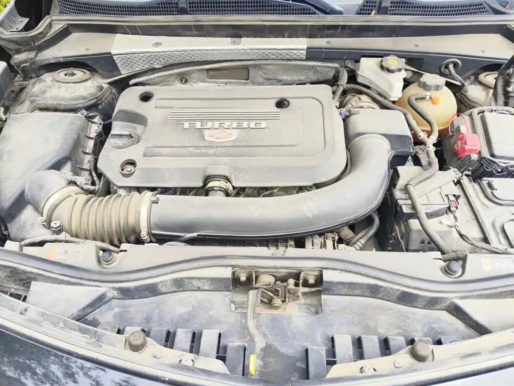 Photo 9 - Cadillac XT4