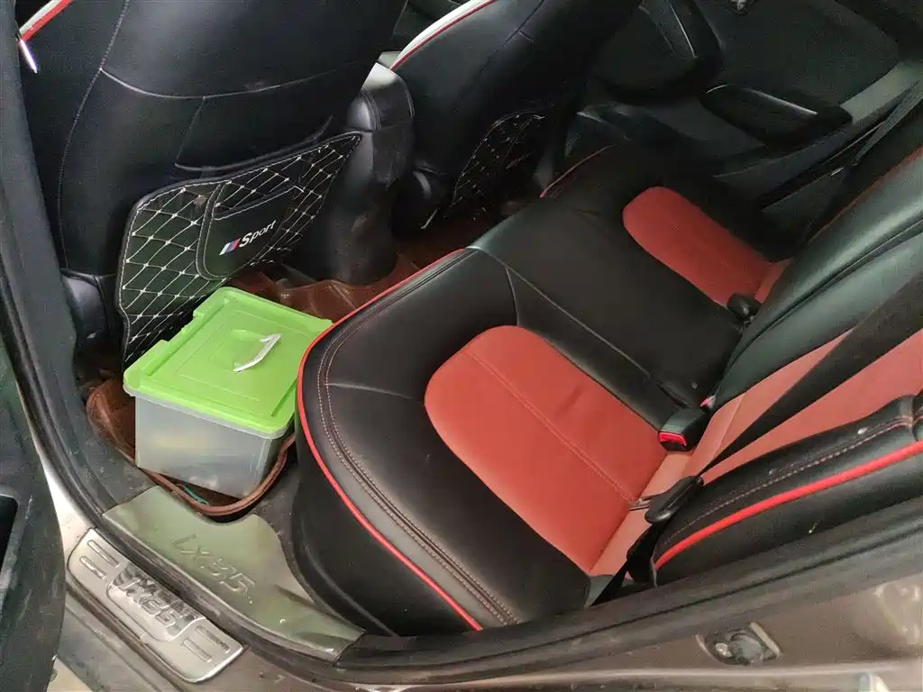 Hyundai Beijing Hyundai ix35 2015 2.0L Automatic 2WD Comfort China IV фото 17