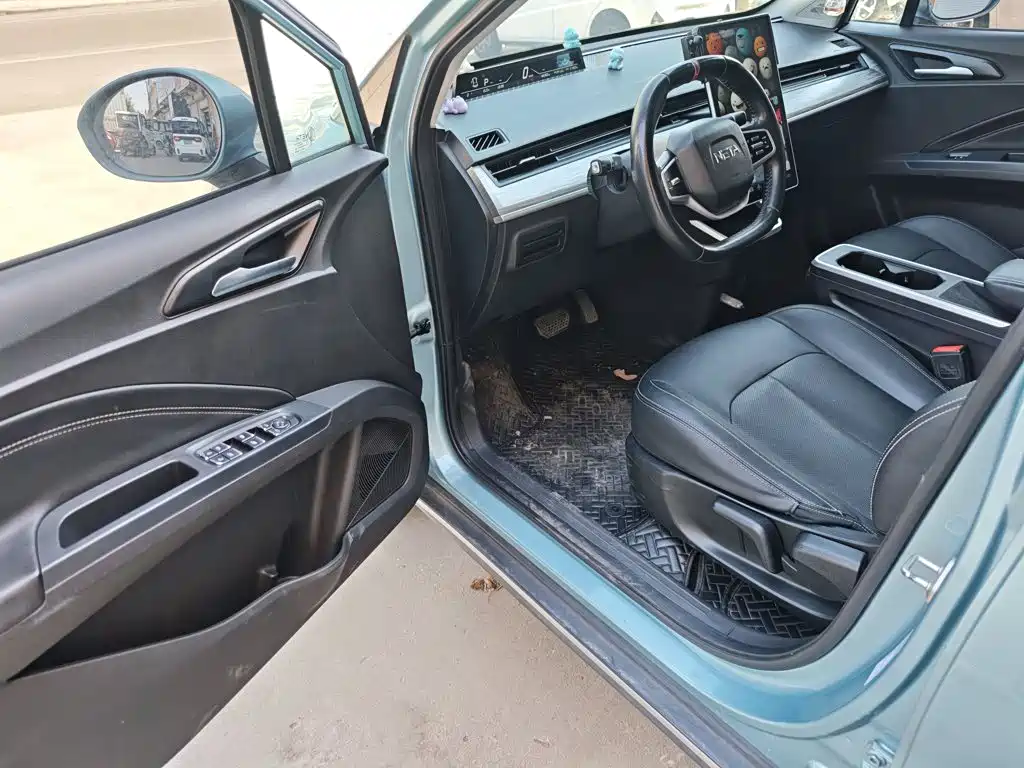 Nezha Auto Nezha V 2023 2022 Trend 400 Lite