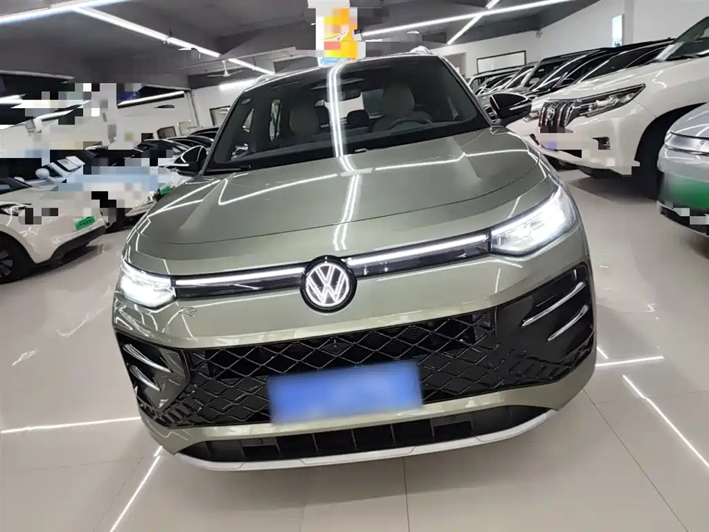 Volkswagen Tayron 2025 Tayron L 380TSI 4WD Luxury фото 3