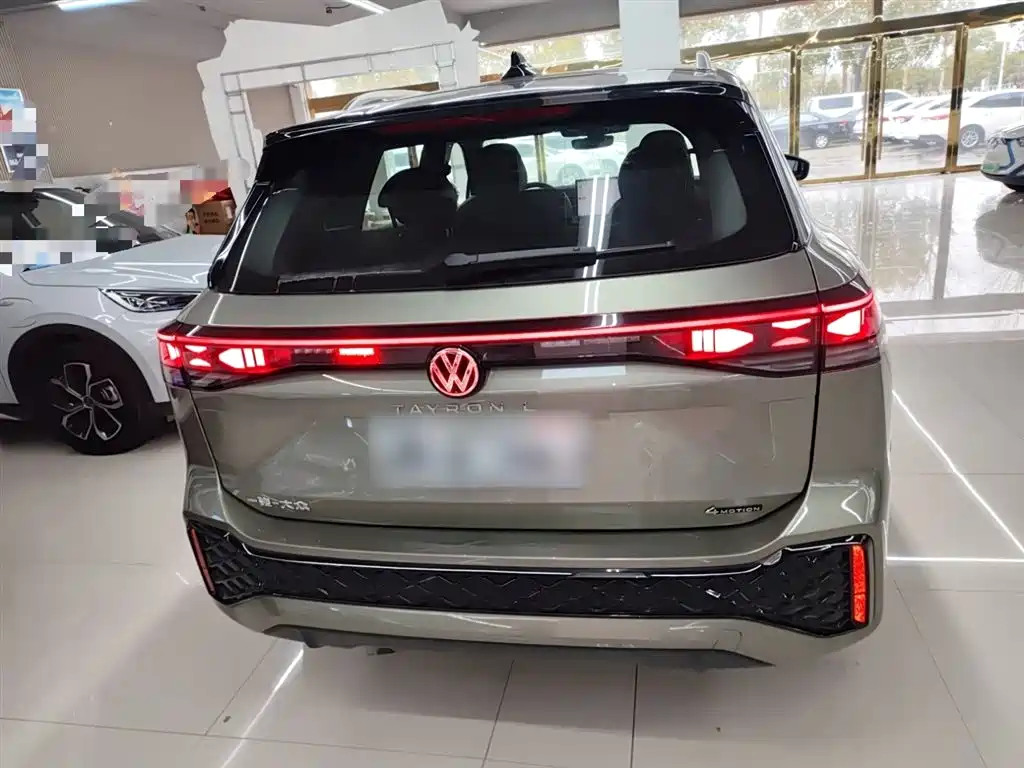 Volkswagen Tayron 2025 Tayron L 380TSI 4WD Luxury фото 4