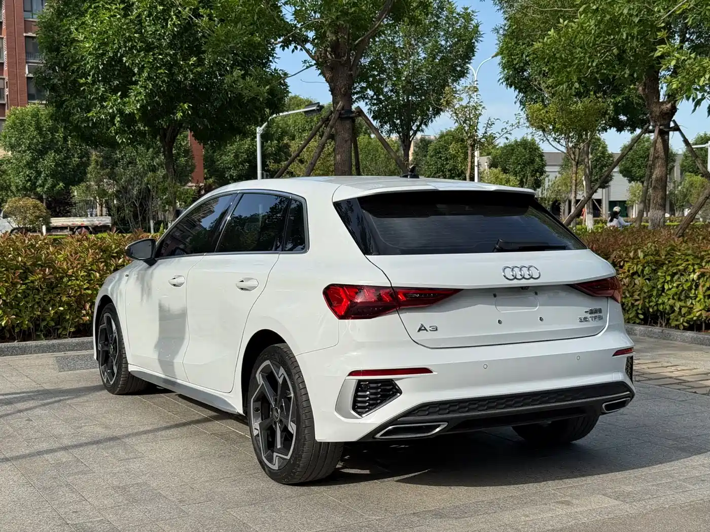 Audi A3 2023 Facelift Sportback 35 TFSI Luxury Sport фото 7