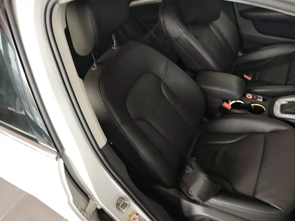 Фото 25 - Audi Q3