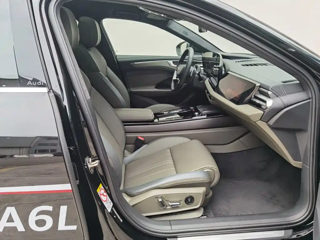 Audi A6L 2026 2026 Model 2.0T High Power Sport Edition