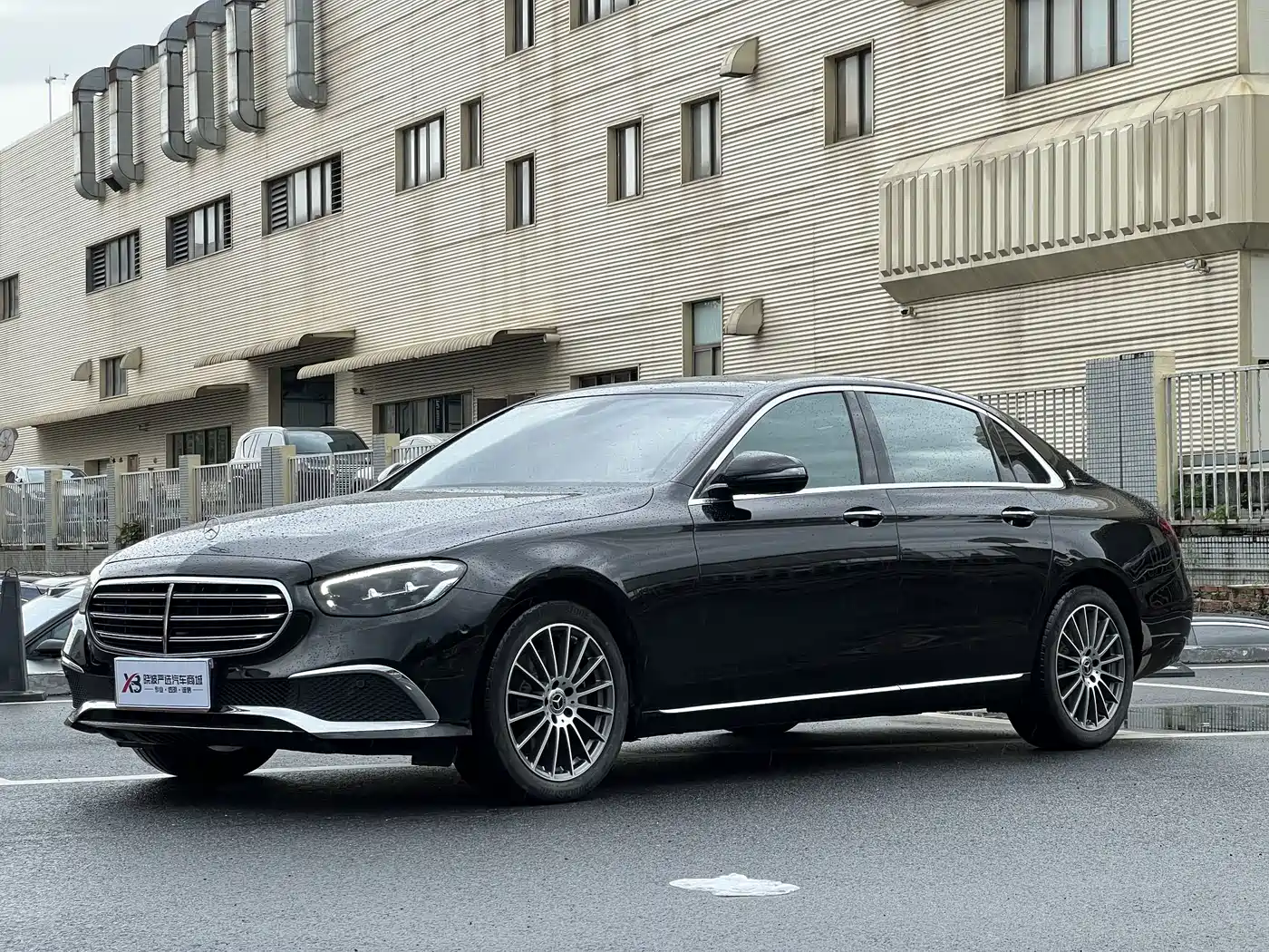Mercedes-Benz E-Class 2022 E 260 L