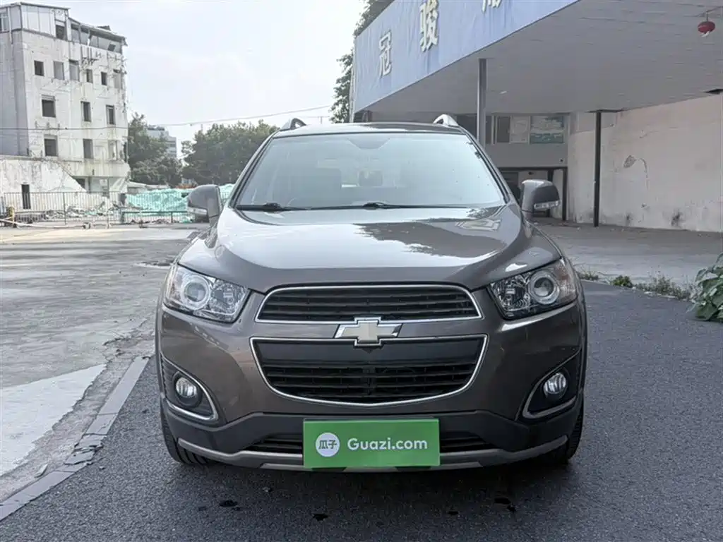 Chevrolet Captiva 2017 2.4L 2WD Luxury Edition 7-Seater фото 13