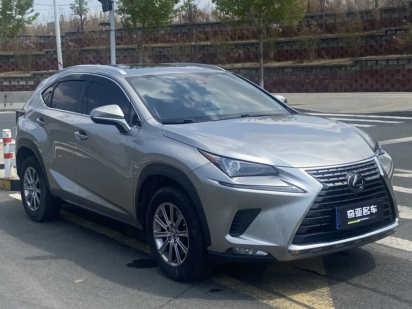 Lexus NX 2020 200 AWD F Sport China VI фото 3