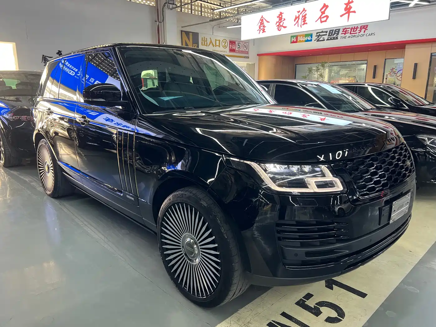 Фото 9 - Land Rover Range Rover
