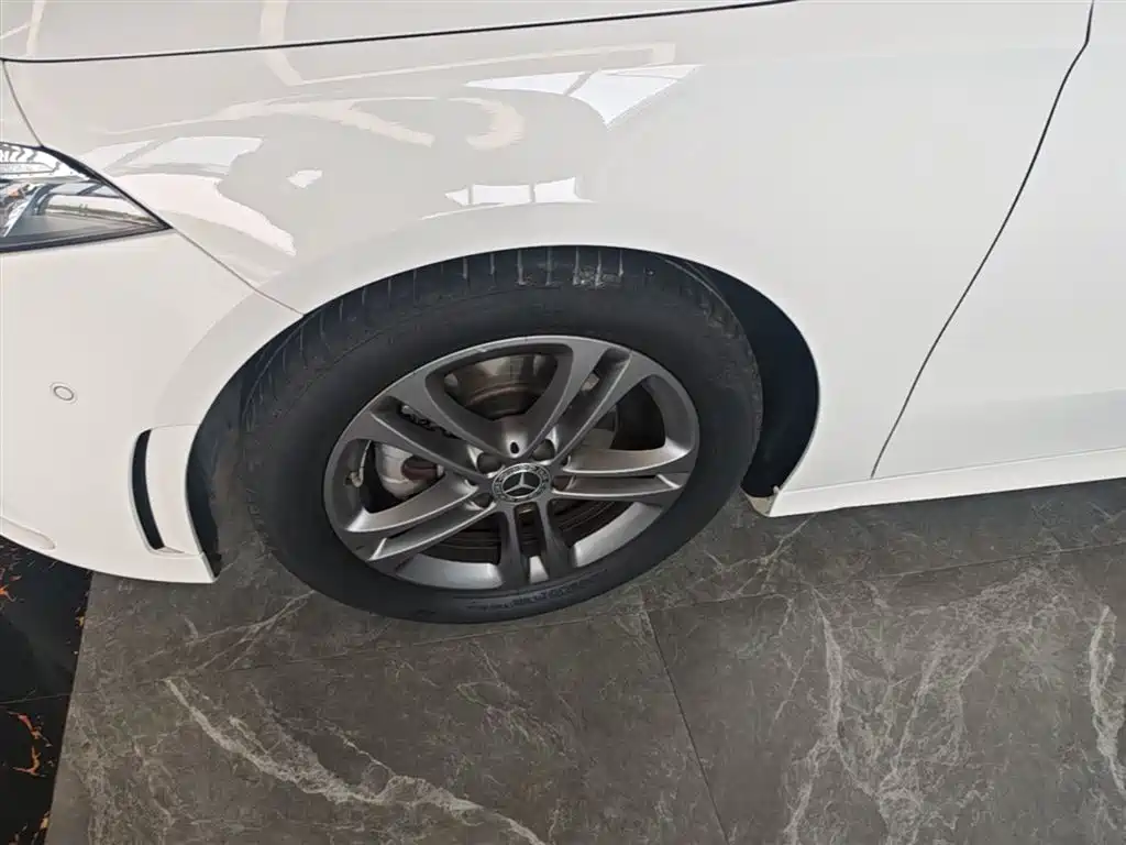 Mercedes-Benz A-Class 2020 Second Facelift A 180 L Sport Sedan фото 23