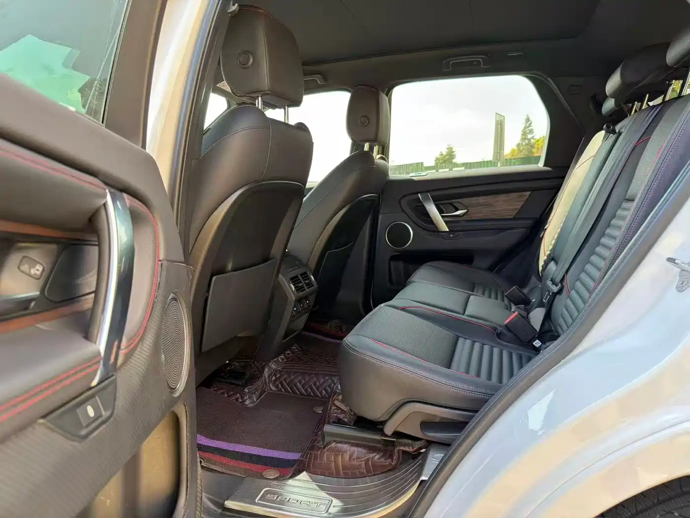 Land Rover Discovery Sport 2020 249PS R-Dynamic Performance Tech 7-seater фото 6