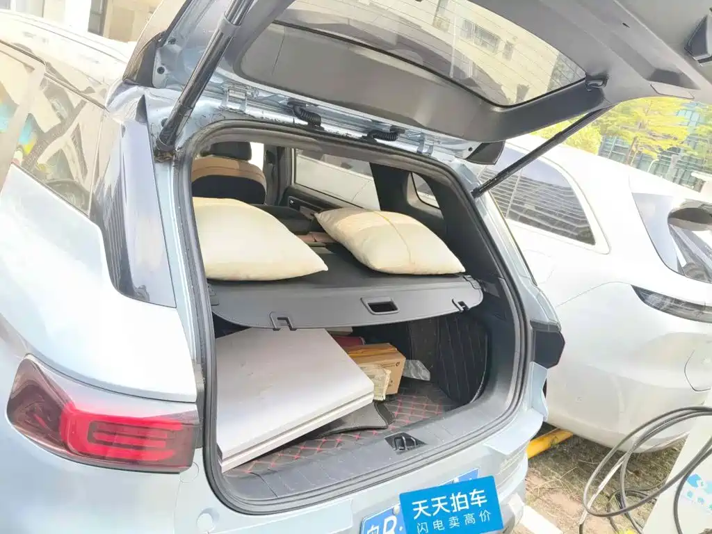 Фото 5 - Geely ICON
