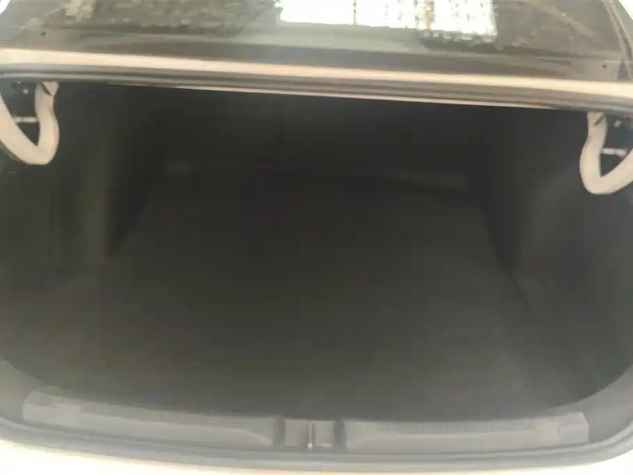 Volkswagen Lavida 2018 1.5L Automatic Comfort Version China V фото 4
