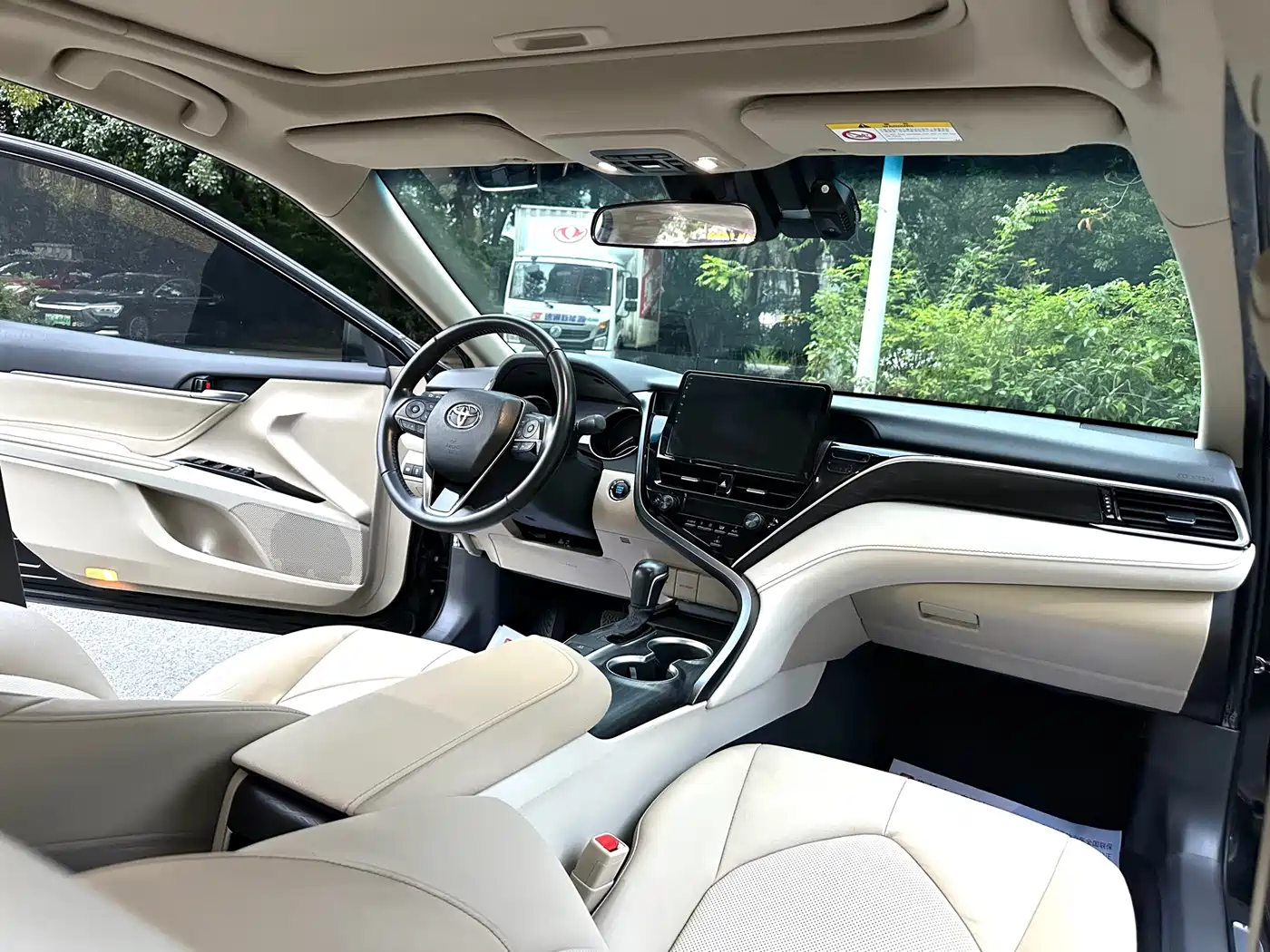 Toyota Camry 2021 2.0G Luxury Edition фото 12