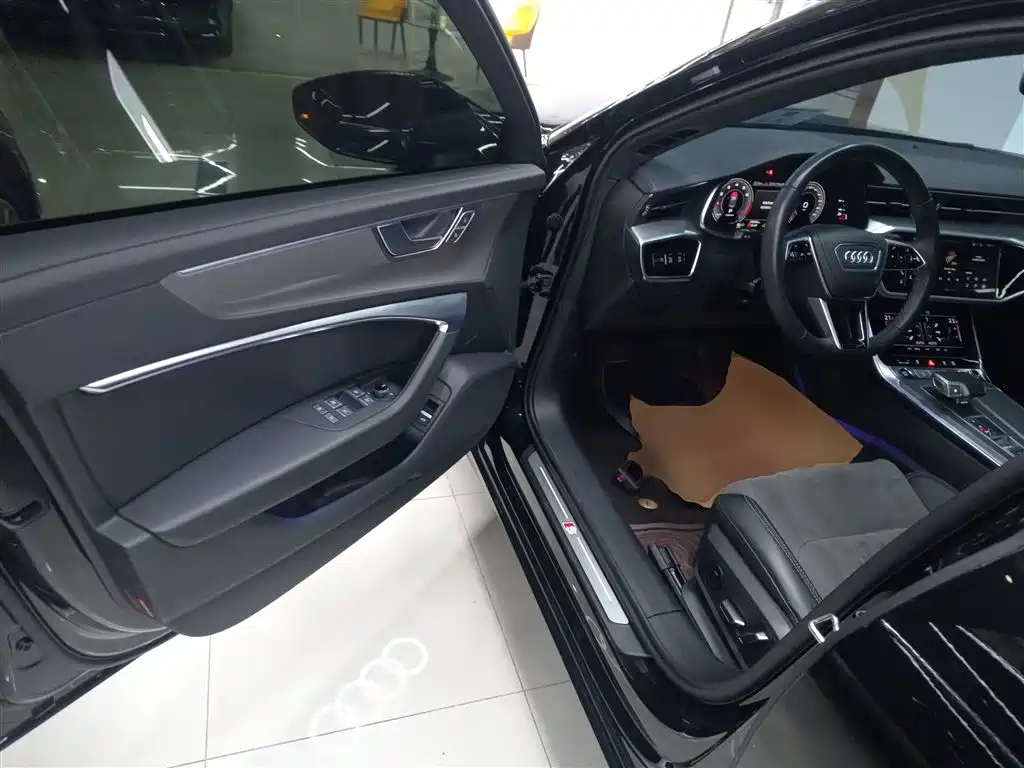 Audi A6L 2024 45 TFSI Premium Dynamic фото 16