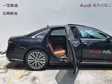 Фото 24 - Audi A8