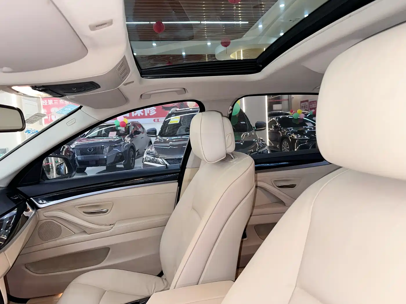 BMW 5 Series 2013 525Li Luxury фото 15