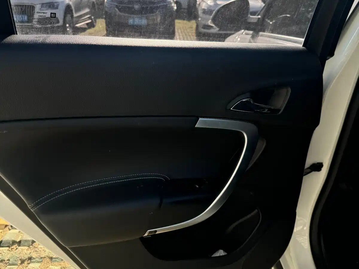Buick Regal 2015 1.6T Leading Tech Edition фото 7