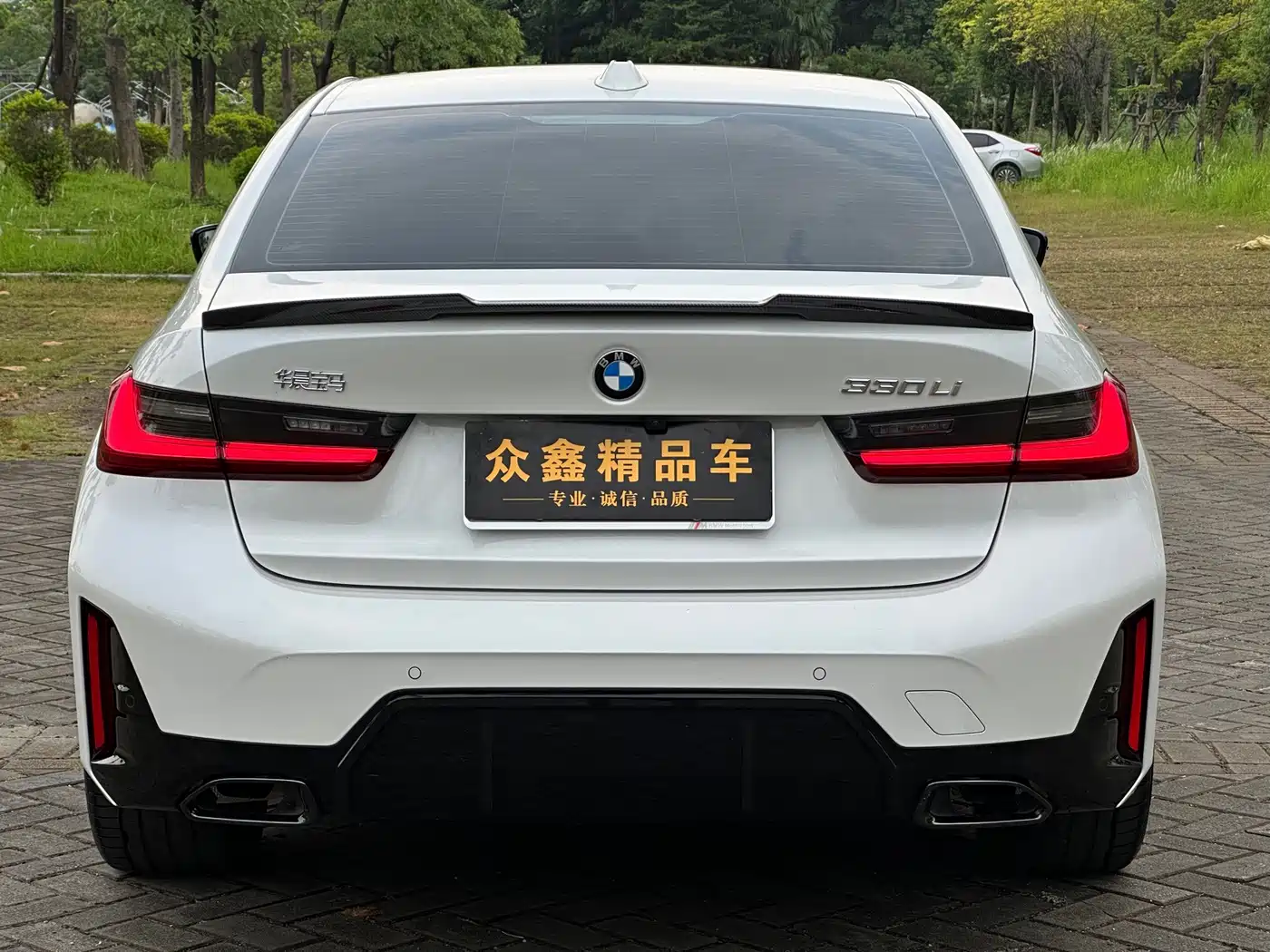 BMW 3 Series 2026 2025 330Li M Sport Night Edition