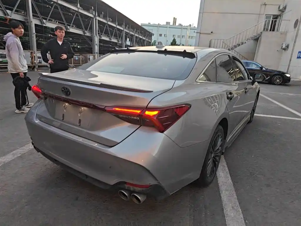 Toyota Avalon 2019 2.0L XLE Premium Edition (China VI) фото 12